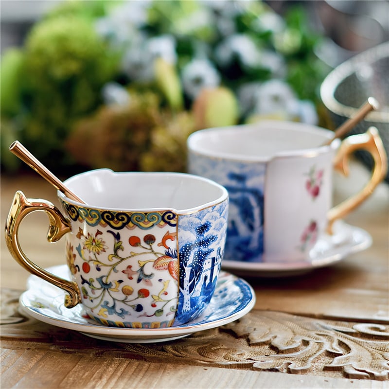 Créative tasse à thé anglaise deux tons à garniture dorée_1