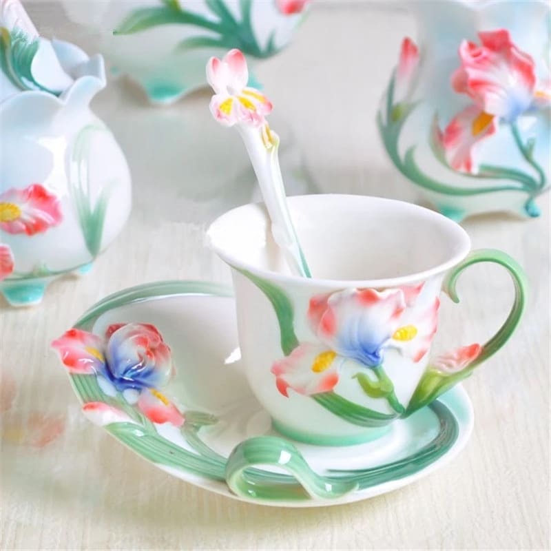 Élégante tasse à thé anglaise en forme de fleur Iris_1